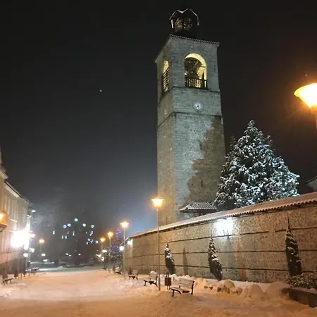 Snowflake Chalet Къща за гости